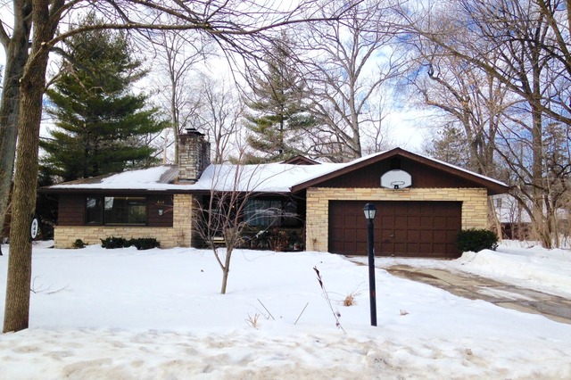 644 Echo Ln, Glenview, IL 60025 photo 1