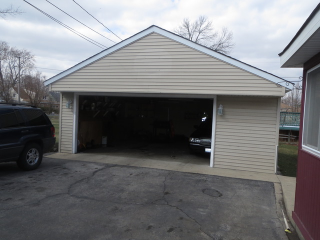 8110 45th Pl, Lyons, IL 60534 photo 4