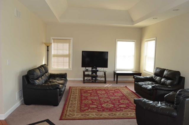1334 Turfway Ln, Bartlett, IL 60103 photo 5