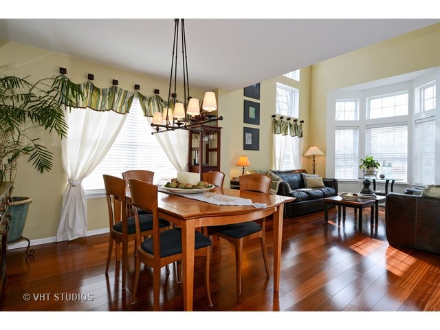 3282 Stratton Ln, Aurora, IL 60502 photo 7