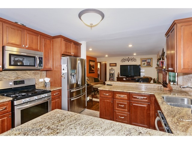 20655 Corinth Rd, Olympia Fields, IL 60461 photo 2