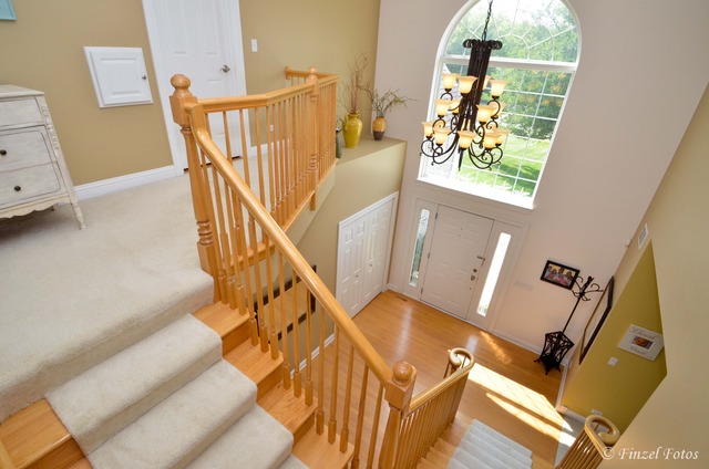 912 Silver Glen Rd, Mchenry, IL 60050 photo 3