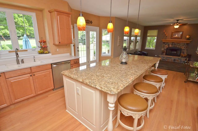 912 Silver Glen Rd, Mchenry, IL 60050 photo 7