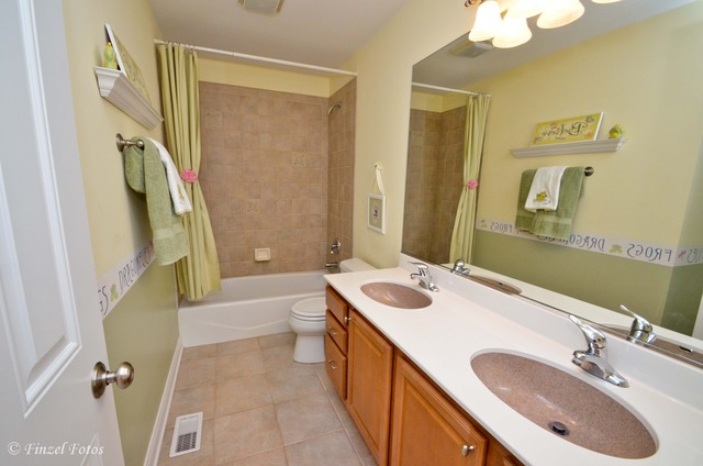 912 Silver Glen Rd, Mchenry, IL 60050 photo 16