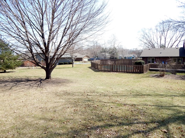 4456 Montclair Rd, Roscoe, IL 61073 photo 24