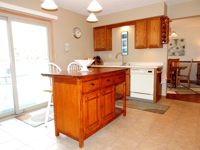 4456 Montclair Rd, Roscoe, IL 61073 photo 7