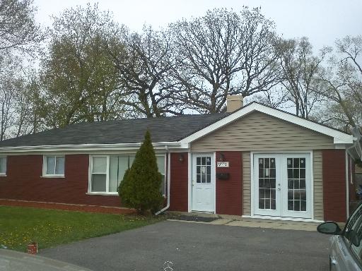 9441 Potter Rd, Des Plaines, IL 60016 photo 1