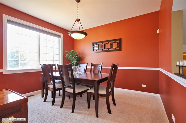 125 Lemans Dr, Wheeling, IL 60090 photo 3