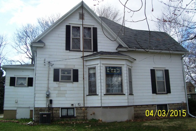 203 E Pine St, Manlius, IL 61338 photo 1