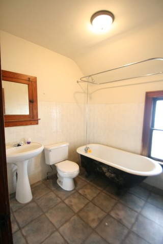 515 Forest Ave, Aurora, IL 60505 photo 10