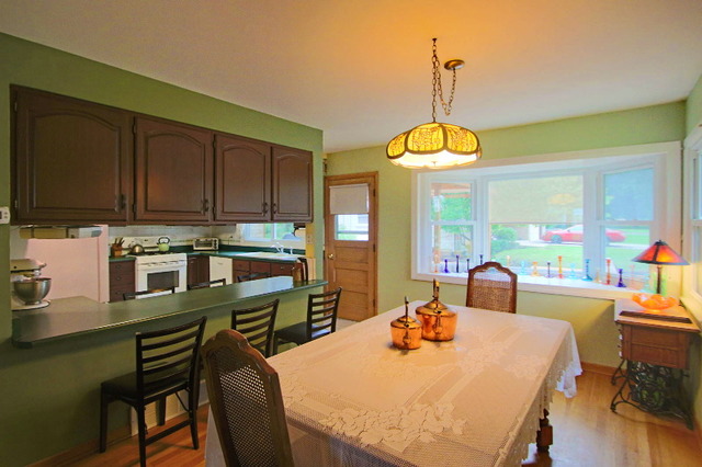 2136 Glencoe St, Wheaton, IL 60187 photo 6