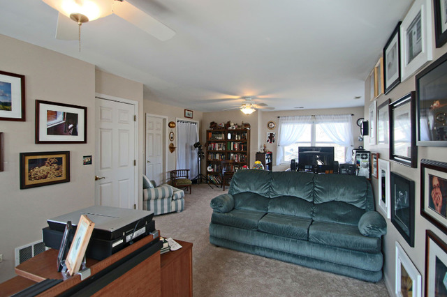 2136 Glencoe St, Wheaton, IL 60187 photo 11