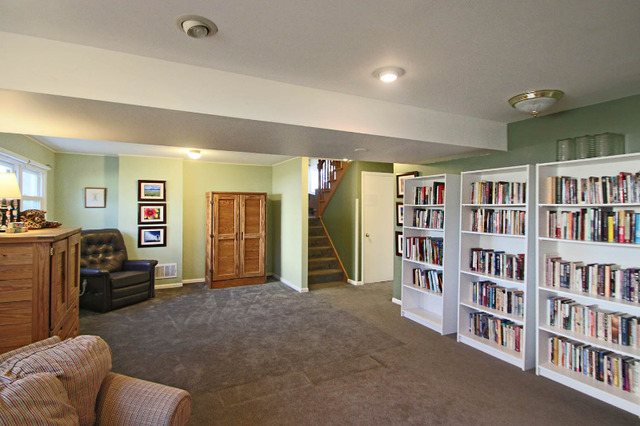 2136 Glencoe St, Wheaton, IL 60187 photo 10
