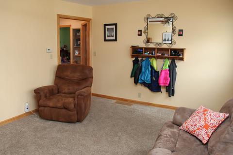 914 Douglas St, Morris, IL 60450 photo 4
