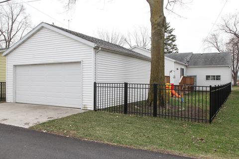 914 Douglas St, Morris, IL 60450 photo 20