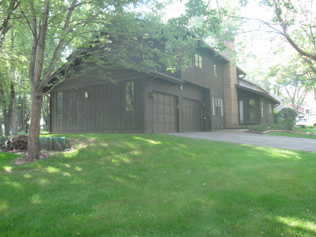 9810 Captains Dr, Algonquin, IL 60102 photo 3
