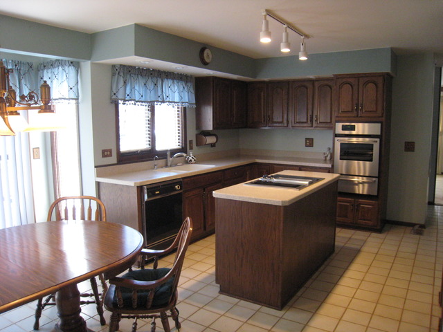 9810 Captains Dr, Algonquin, IL 60102 photo 14