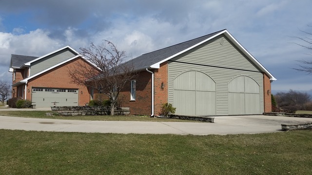 25245 S Doolittle Dr, Monee, IL 60449 photo 2