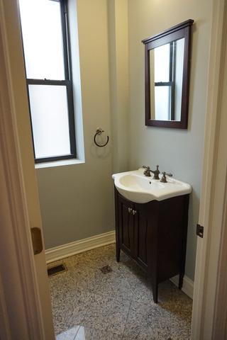 419 E 45th Pl, Chicago, IL 60653 photo 10