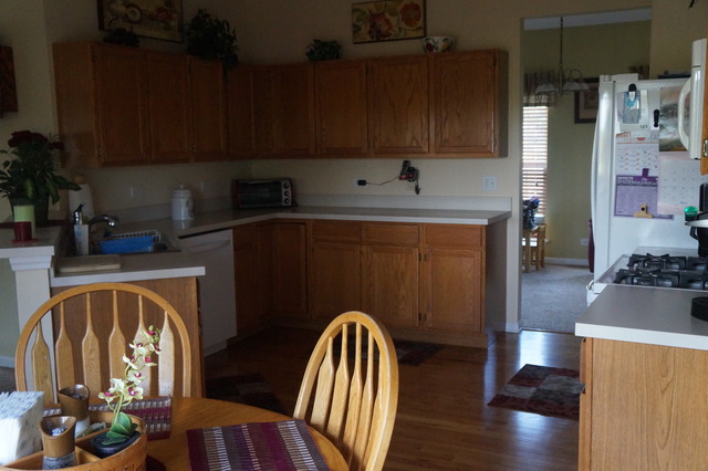 2043 Westridge Blvd, Bartlett, IL 60103 photo 3