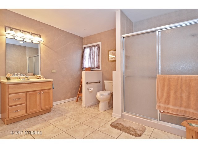 4635 Lilac Ave, Glenview, IL 60025 photo 4