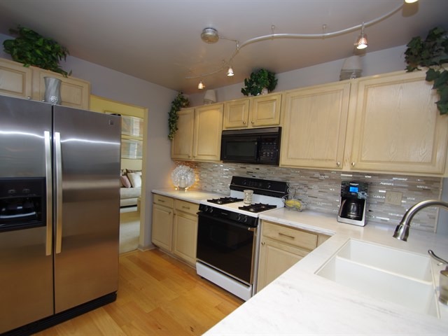 1260 Spaulding Rd, Bartlett, IL 60103 photo 10