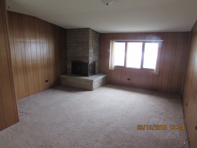 312 Wayne St, Park Forest, IL 60466 photo 3