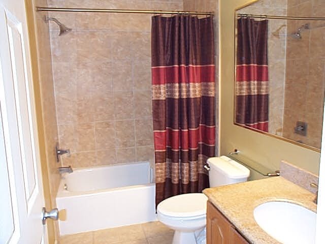 260 E Country Dr, Bartlett, IL 60103 photo 5
