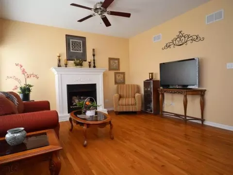 1610 Stanton Ln, Plainfield, IL 60586 photo 6