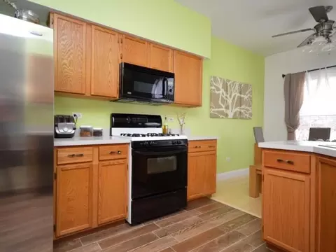 2443 Oak Tree Ln, Plainfield, IL 60586 photo 6