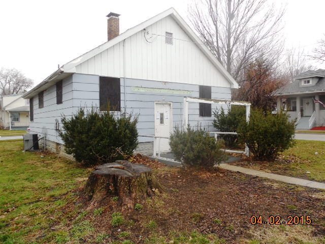 292 N 7th Ave, Kankakee, IL 60901 photo 2