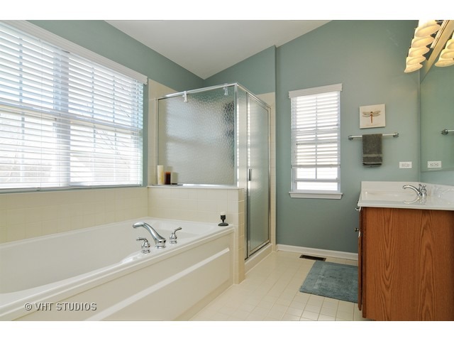 24 Bridlepath Dr, Lake Villa, IL 60046 photo 12