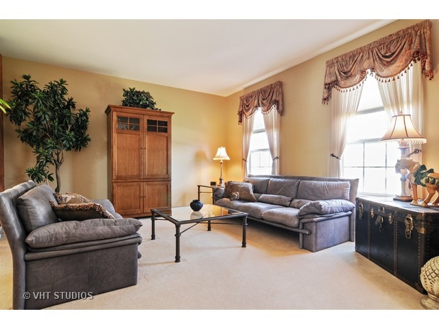 24 Bridlepath Dr, Lake Villa, IL 60046 photo 8