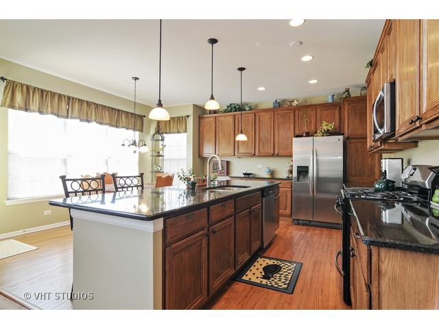 24 Bridlepath Dr, Lake Villa, IL 60046 photo 5