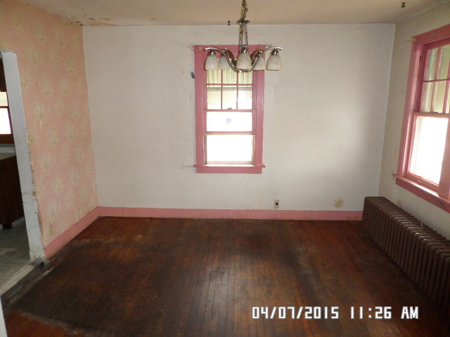 275 E 167th St, Harvey, IL 60426 photo 3