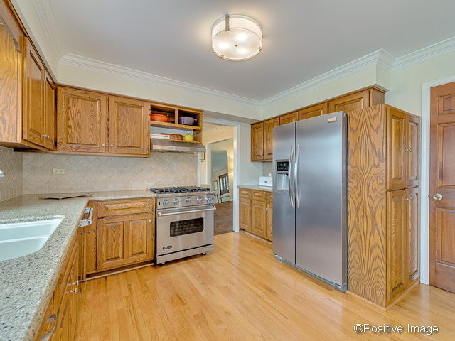 1925 Somerset Ln, Wheaton, IL 60189 photo 8