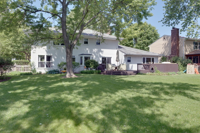1925 Somerset Ln, Wheaton, IL 60189 photo 24