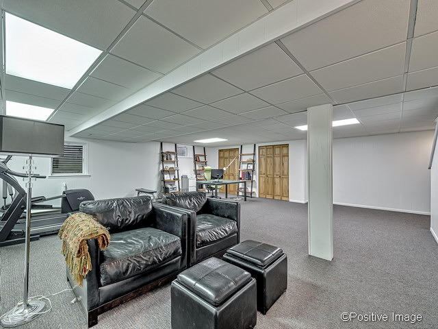 1925 Somerset Ln, Wheaton, IL 60189 photo 23