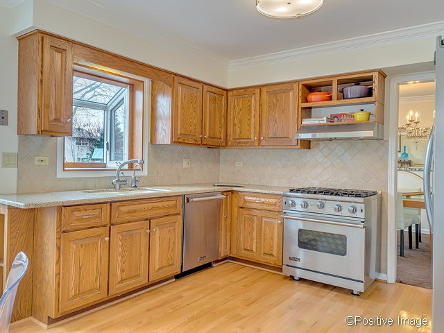 1925 Somerset Ln, Wheaton, IL 60189 photo 7