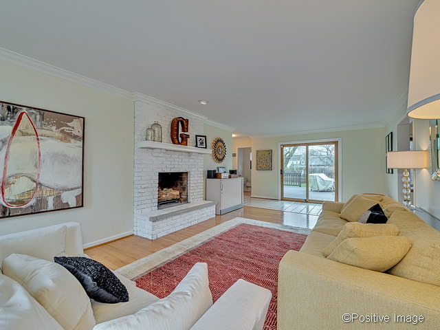 1925 Somerset Ln, Wheaton, IL 60189 photo 11