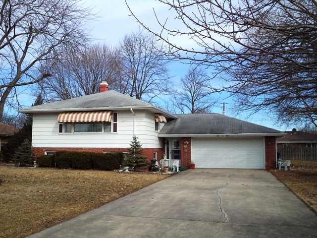 304 Wilmac St, Dwight, IL 60420 photo 1
