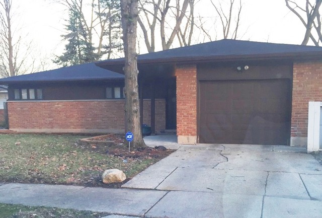 35 E Rocket Cir, Park Forest, IL 60466 photo 2