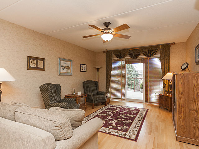1476 Perry St #206, Des Plaines, IL 60016 photo 4