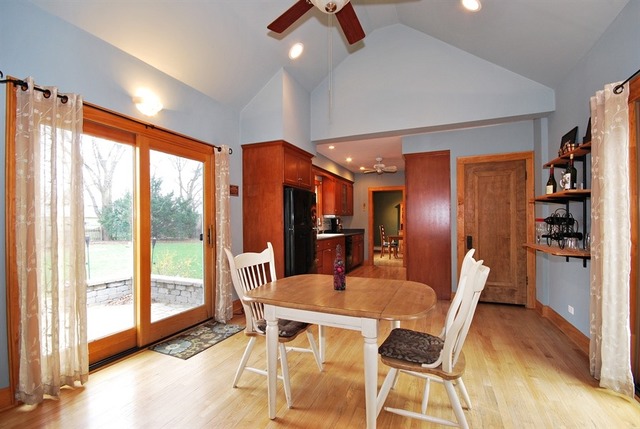 116 Travers Ave, Wheaton, IL 60187 photo 10