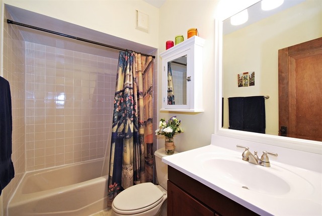 116 Travers Ave, Wheaton, IL 60187 photo 5