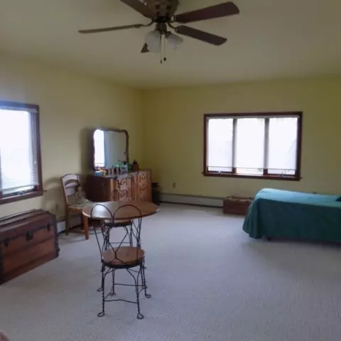 2353 E Us Rt 52, Serena, IL 60549 photo 10