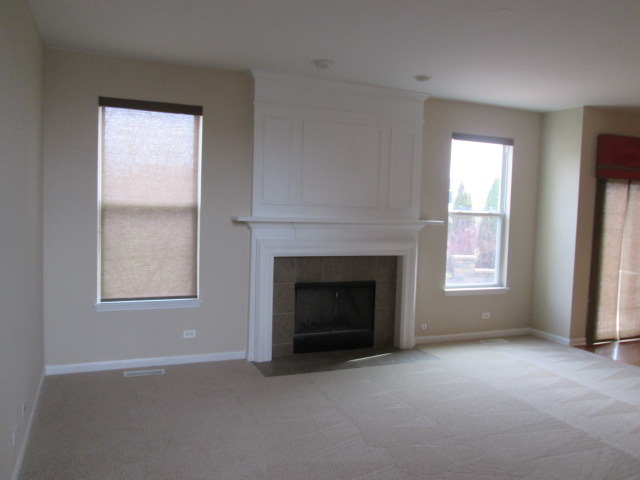 1555 Mcclellan Dr, Lake Villa, IL 60046 photo 4