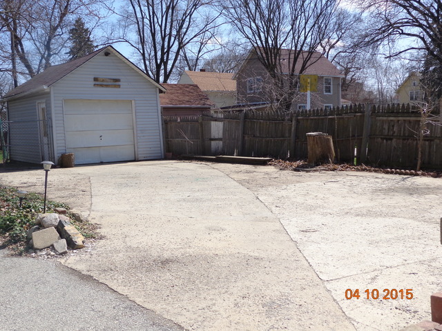 553 Raymond St, Elgin, IL 60120 photo 21