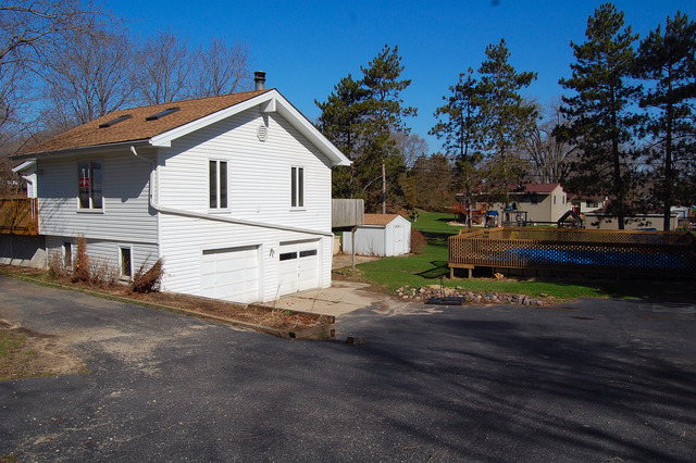 3308 Weingart Rd, Johnsburg, IL 60051 photo 8
