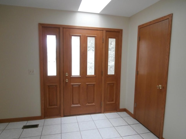 7004 Johnsburg Rd, Spring Grove, IL 60081 photo 2